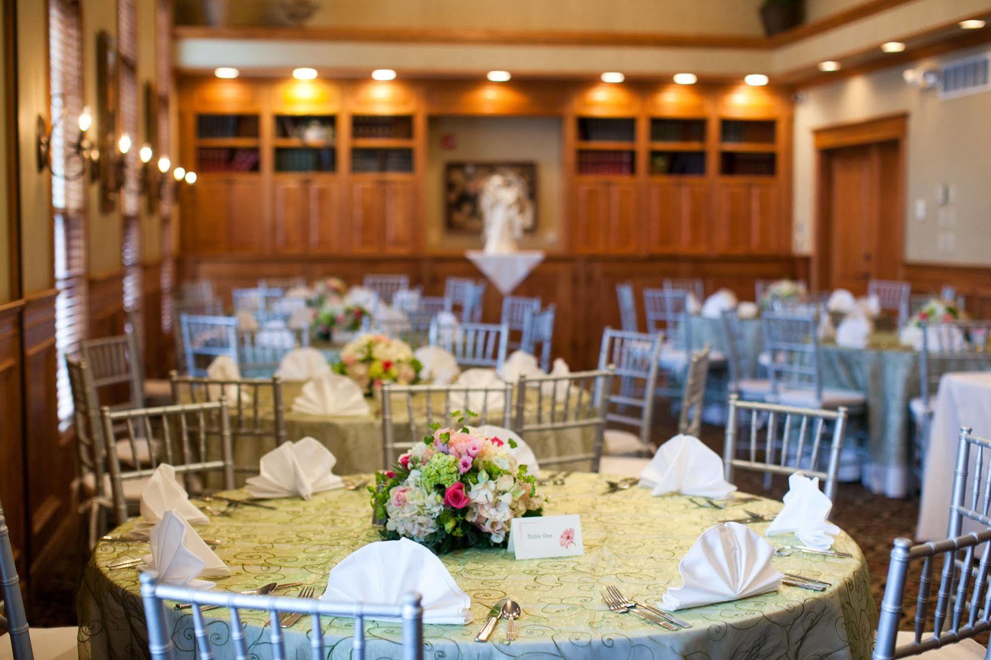 Brick Street Inn Zionsville Bagian luar foto